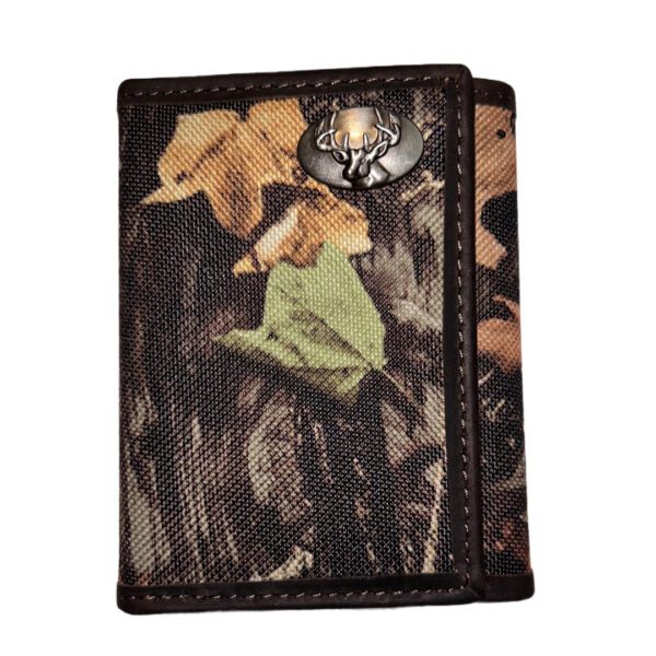 Camouflage tri-fold wallet with deer.