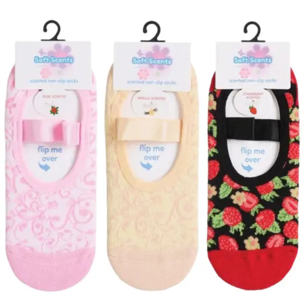 Scented non-slip socks, three pairs.